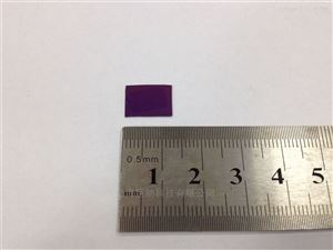 硅基底石墨烯薄膜（1*1cm）